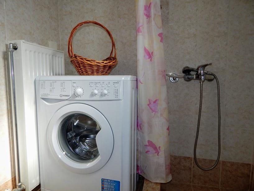 Small Country Apartment In トリポリス エクステリア 写真