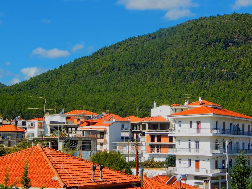 Small Country Apartment In トリポリス エクステリア 写真